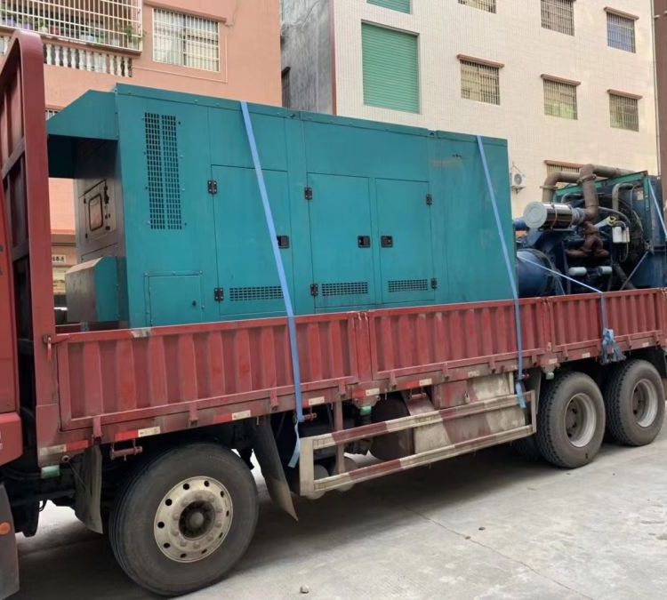 灵台如何在不同负载率下确保 400KW 柴油发电机组的正常运行？