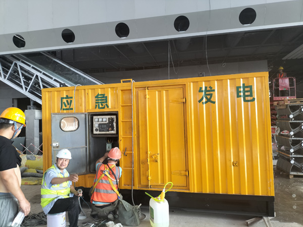 灵台怎样判断空气滤清器是否需要更换？